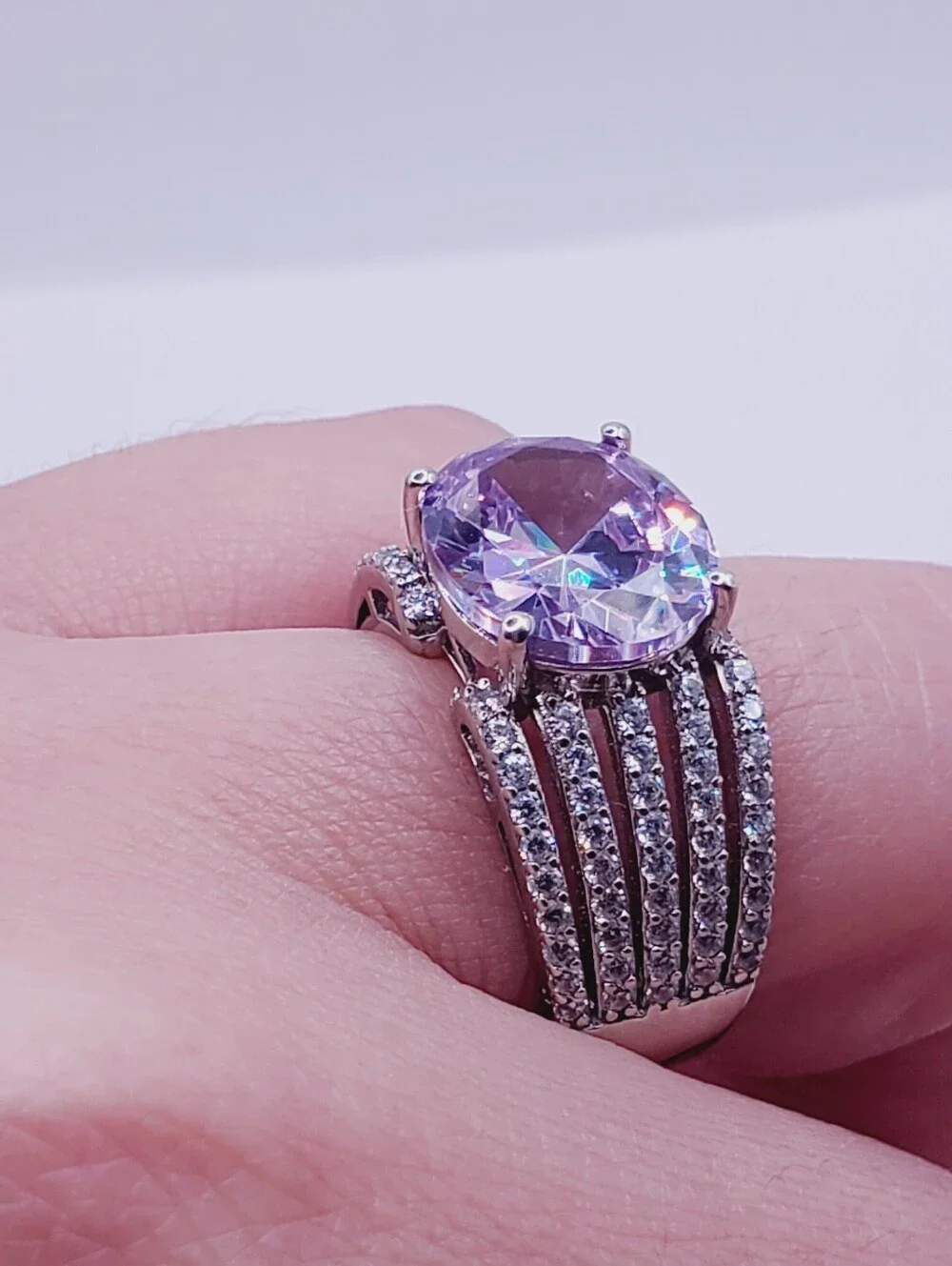 4.50 Carat Horizontally Set Oval Purple Stone - 925 Sterling Silver Ring